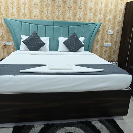 Hotel Diamant Inn Патна Екстер'єр фото